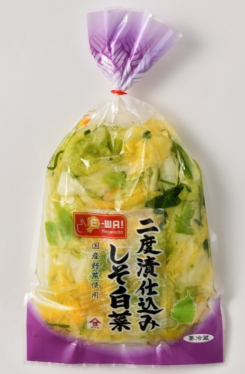 平和堂ブランド「E-WA!」新商品！｢二度漬仕込み しそ白菜漬 180g」